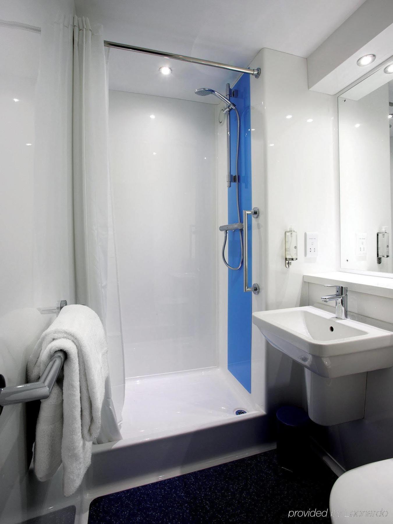 Travelodge Plymouth Exteriör bild